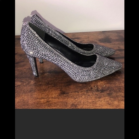 New in box … Michael Kors heels 7.5 - Picture 14 of 16